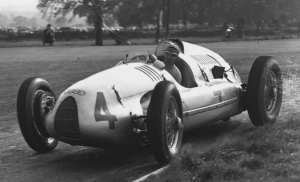 Tazio Nuvolari on his way to victory at Donington Park in 1938